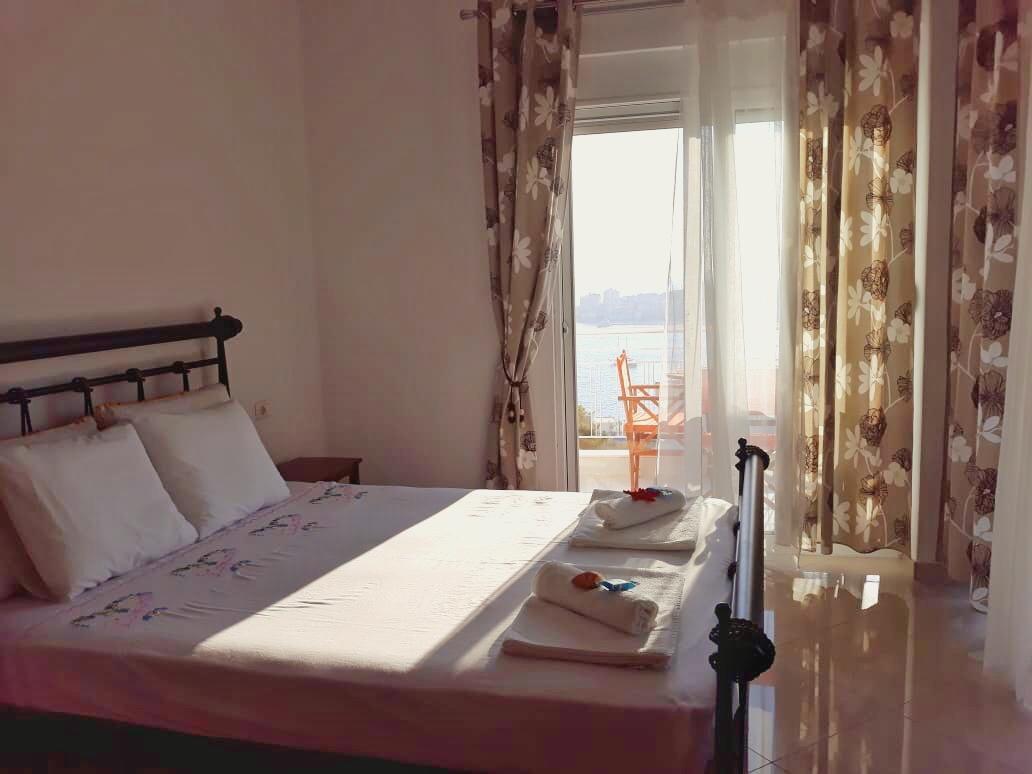 Alex Apartments Sarandë 外观 照片